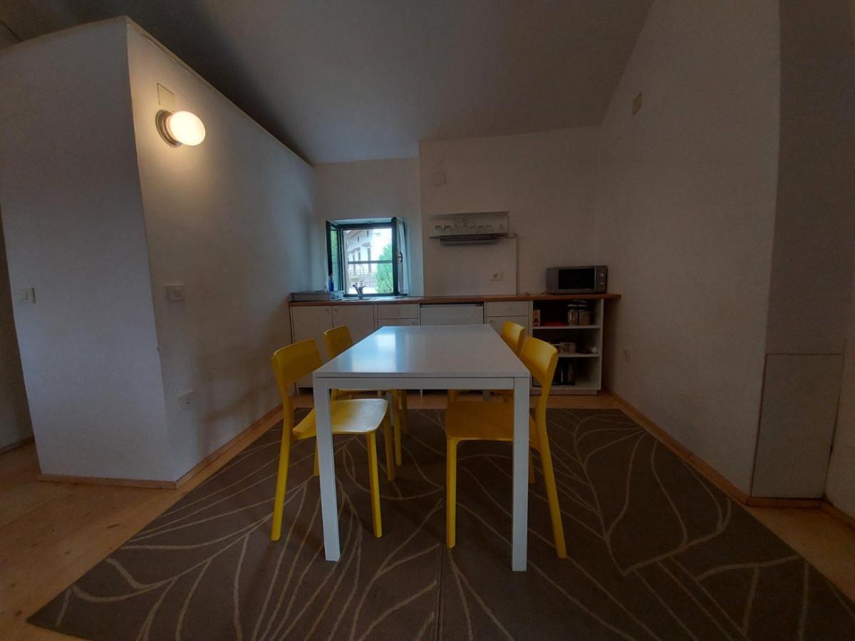 Apartmaji Hedera Komen 外观 照片
