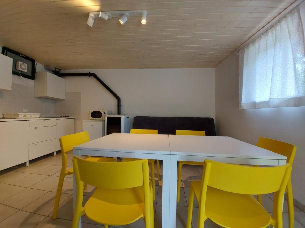Apartmaji Hedera Komen 外观 照片